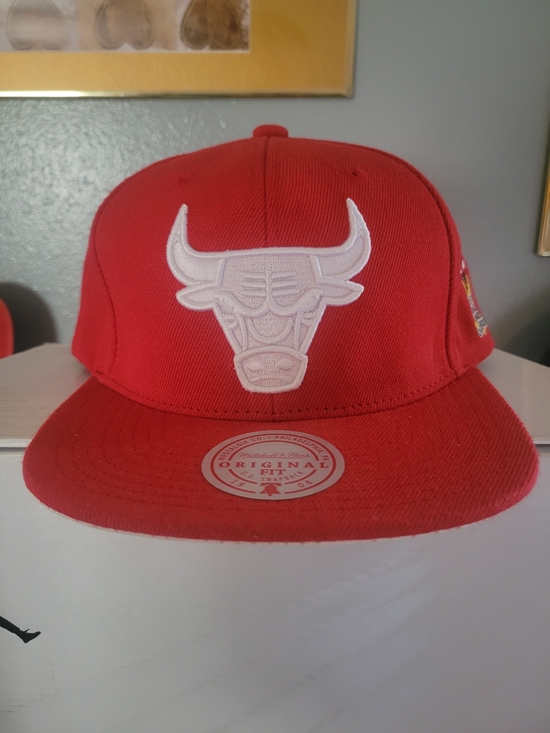 Other - Chicago Bulls 1991 NBA Championship Mitchell&Ness Snapback Hat with White Logo